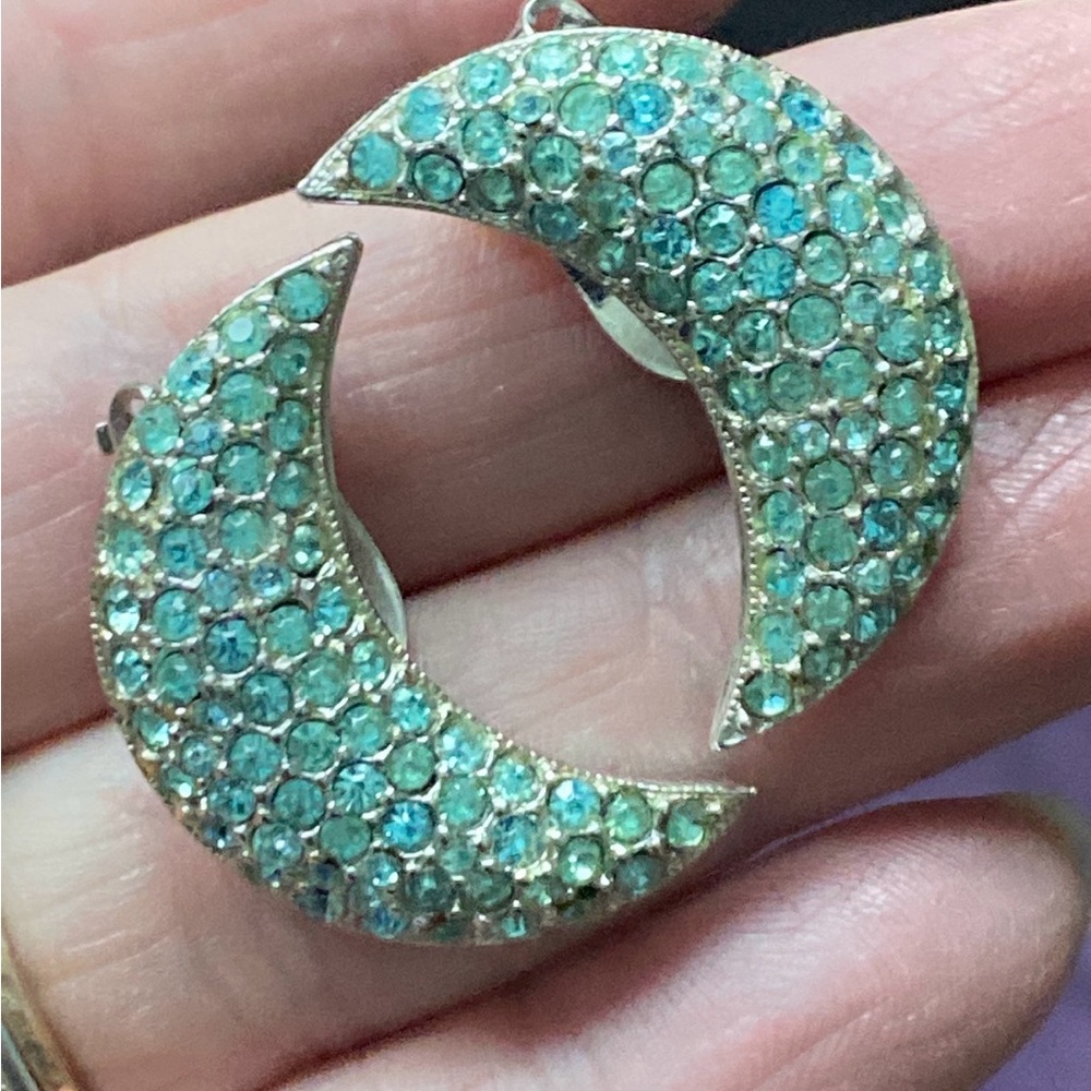 Vintage BELLINI Light Greenish Blue Silver Tone Crescent Clip On Earrings Signed